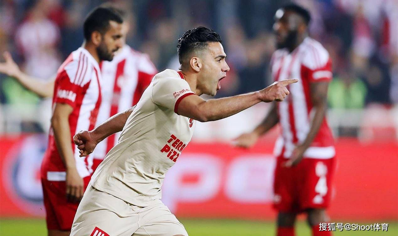 米兰电竞-那不勒斯主场大捷，稳固前四位置，信心十足(那不勒斯是哪个派系)