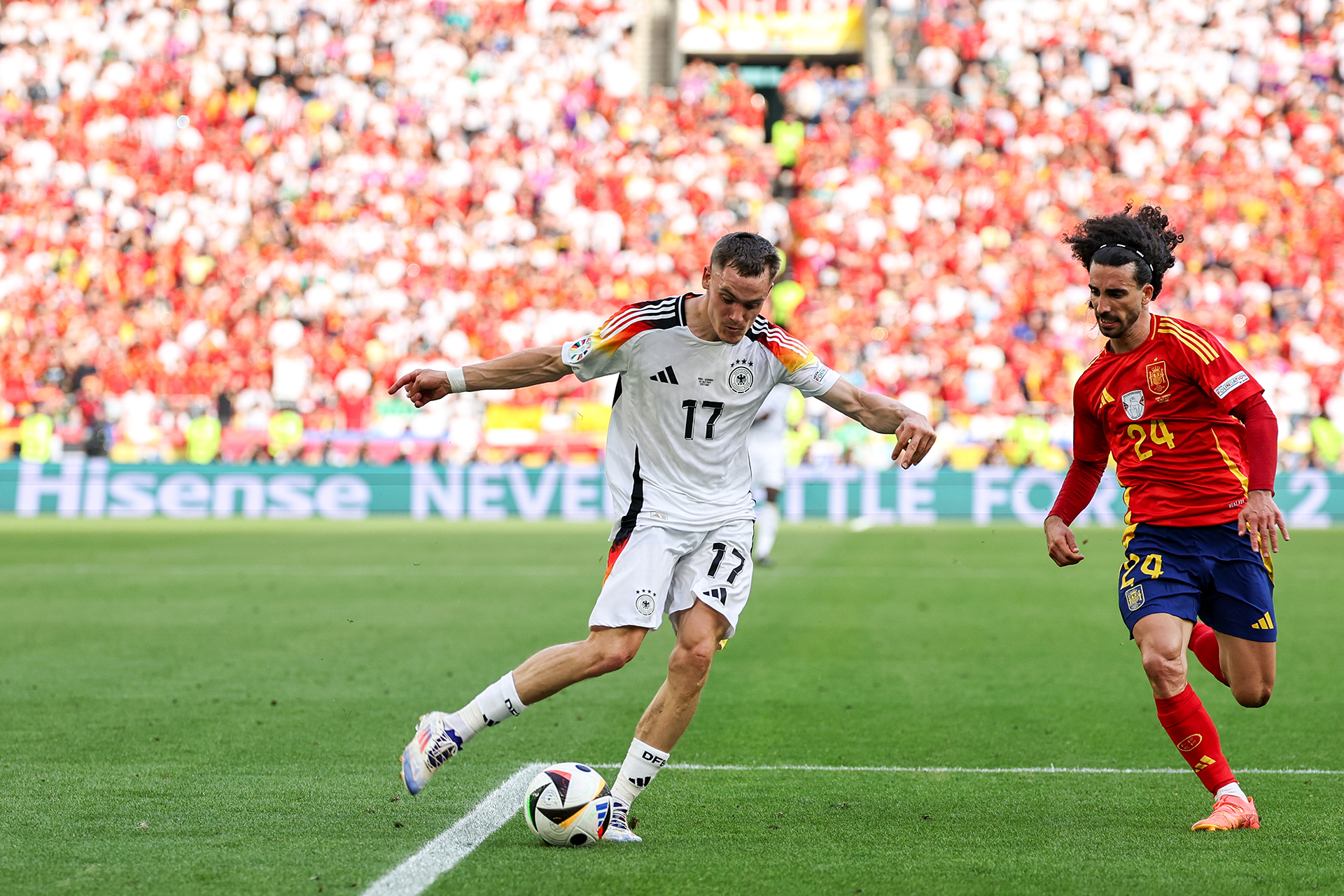 米兰电竞官网-关于纷纷绝妙，欧洲足球赛事精彩继续的信息